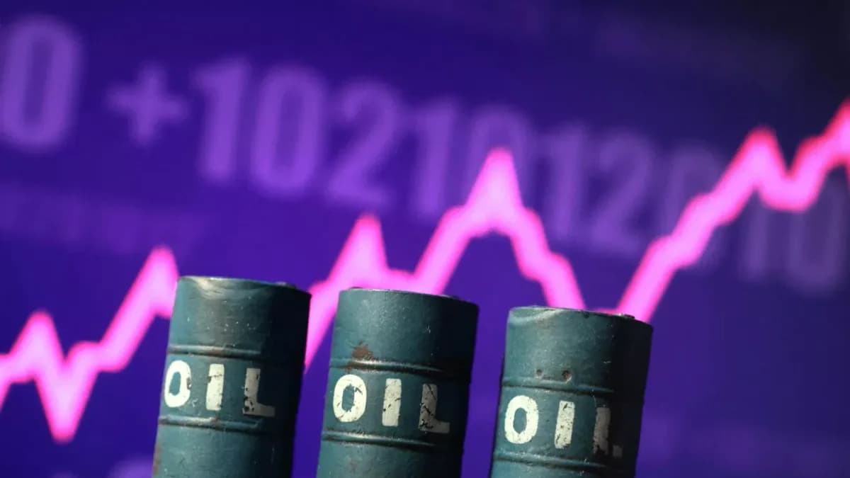 Petrol fiyatları 100 doları aştı: Hürmüz krizi yüzünden tırmanıyor