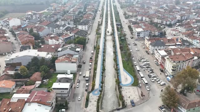 İnegöl Belediyesi’nden Yağış Öncesi Sel Ve Su Baskınlarına Karşı Önlem